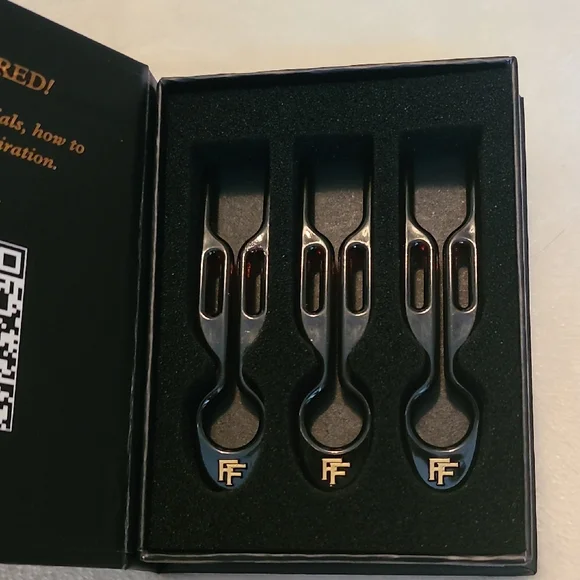 Fiona Franchimon No.1 Hairpin - Picture 3 of 4